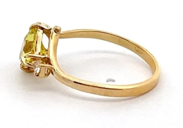 18ct Yellow Gold Cubic Zirconia Ring