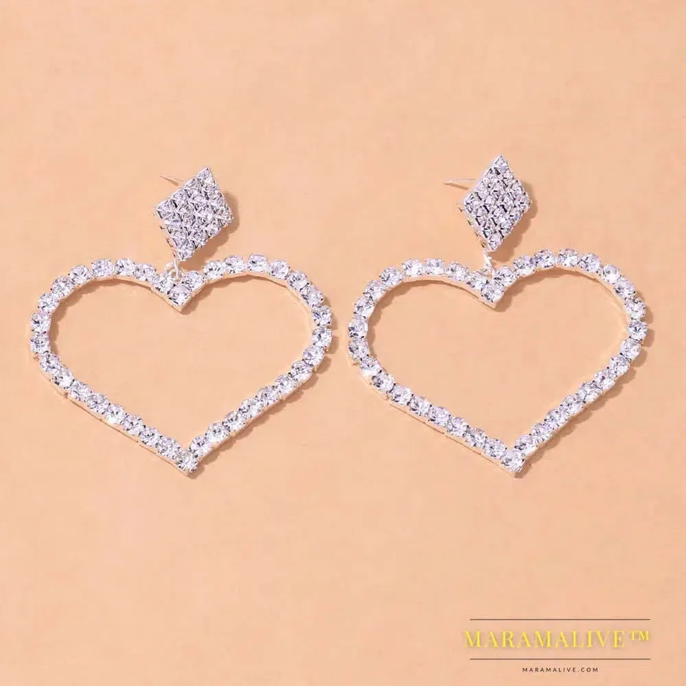 Aesthetic Letter Earrings Designer Luxury for Women 2021 Fahsion Jewelry Rhinestone Designer Piercing Heart Earrings