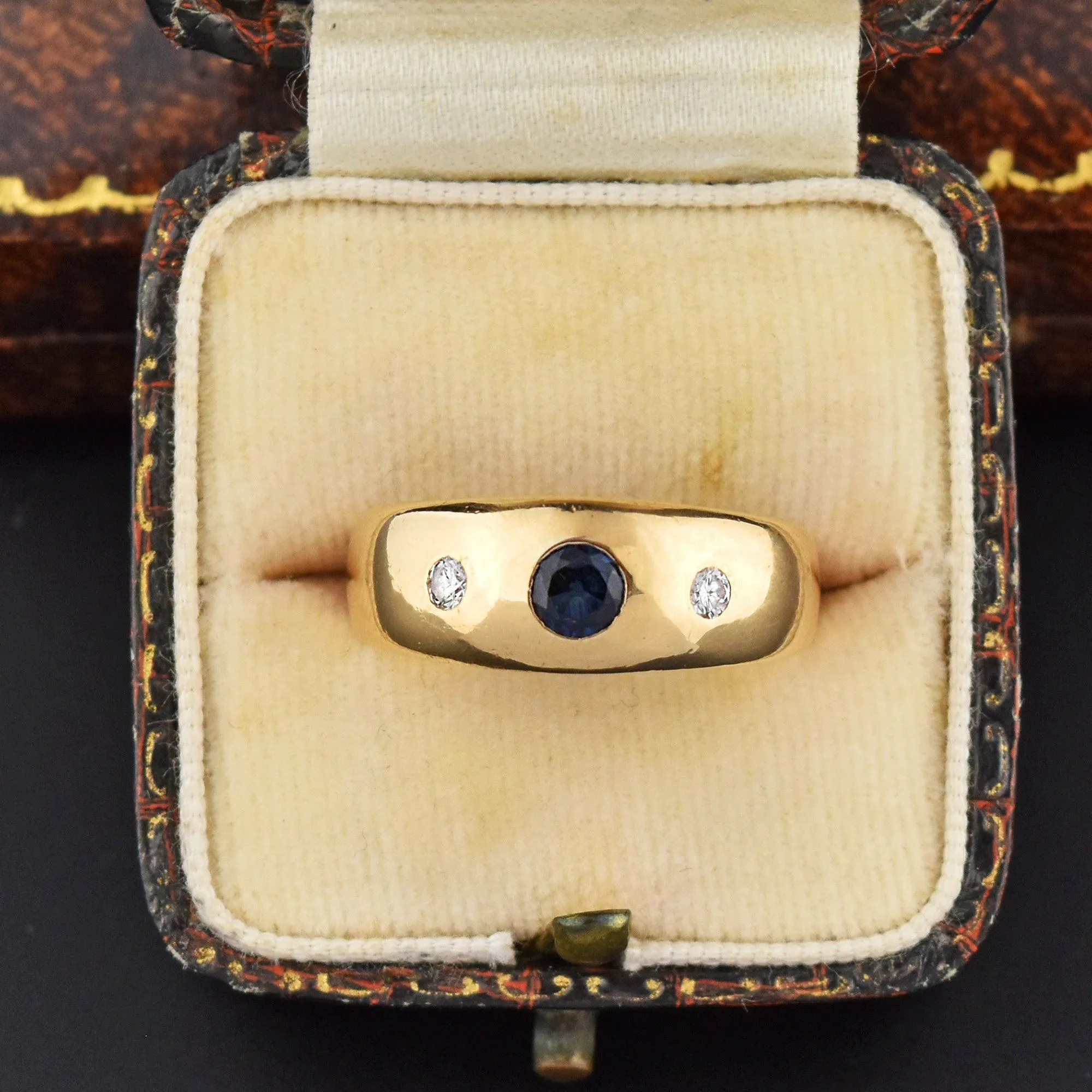 Antique Victorian 18K Gold Sapphire & Diamond Gypsy Ring