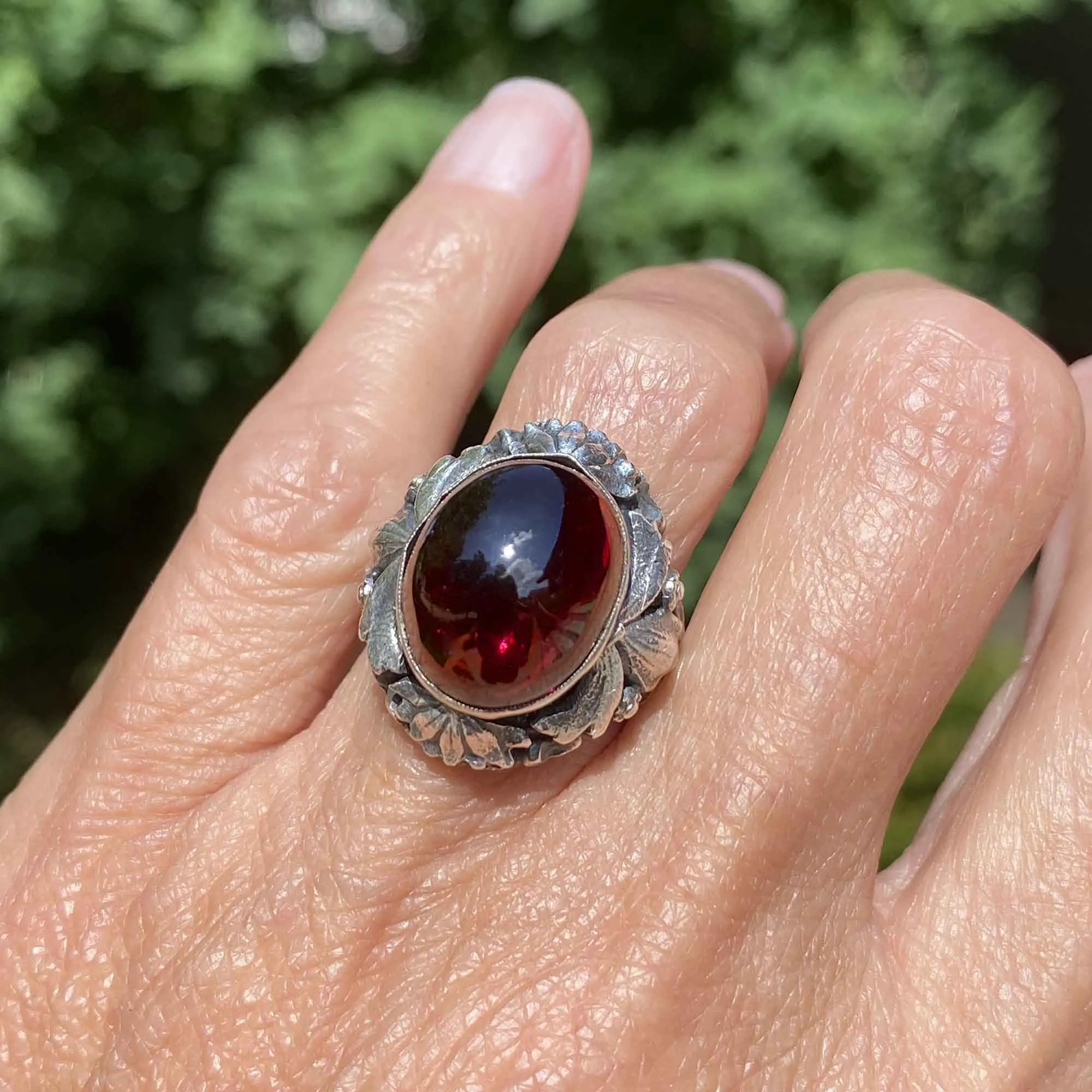 Arts & Crafts Zoltan White Garnet Cabochon Ring