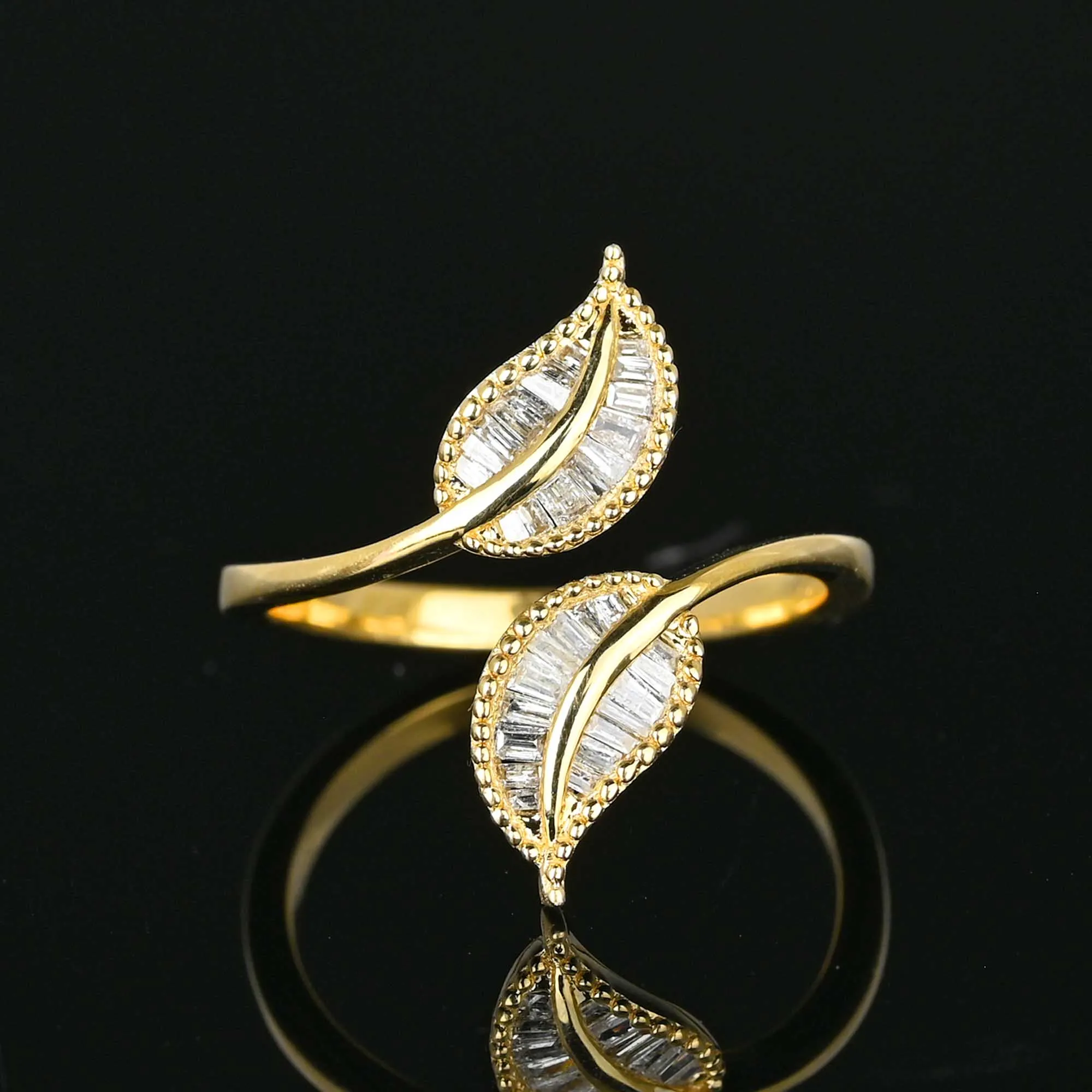 Bypass Ivy Leaf Baguette Diamond Ring in Gold