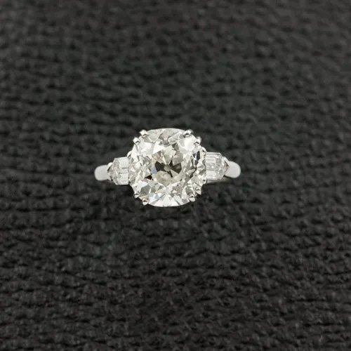 Cushion cut Engagement RIng