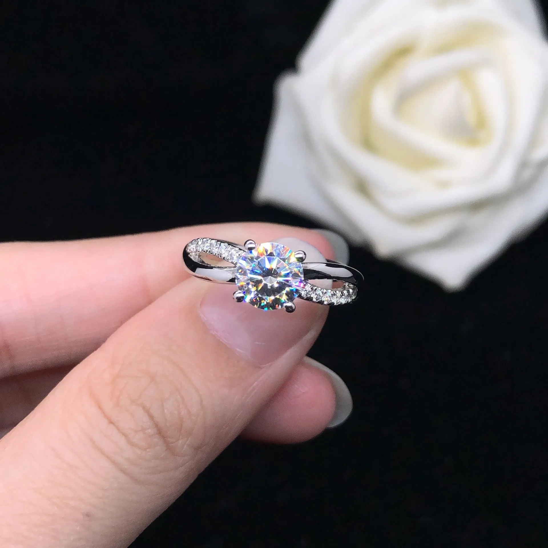 Custom 1 Carat Moissanite Diamond Vintage Ring