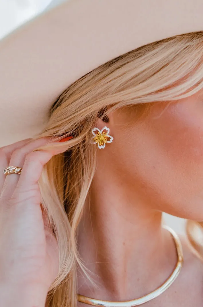 Daffodil Earrings-White/Yellow