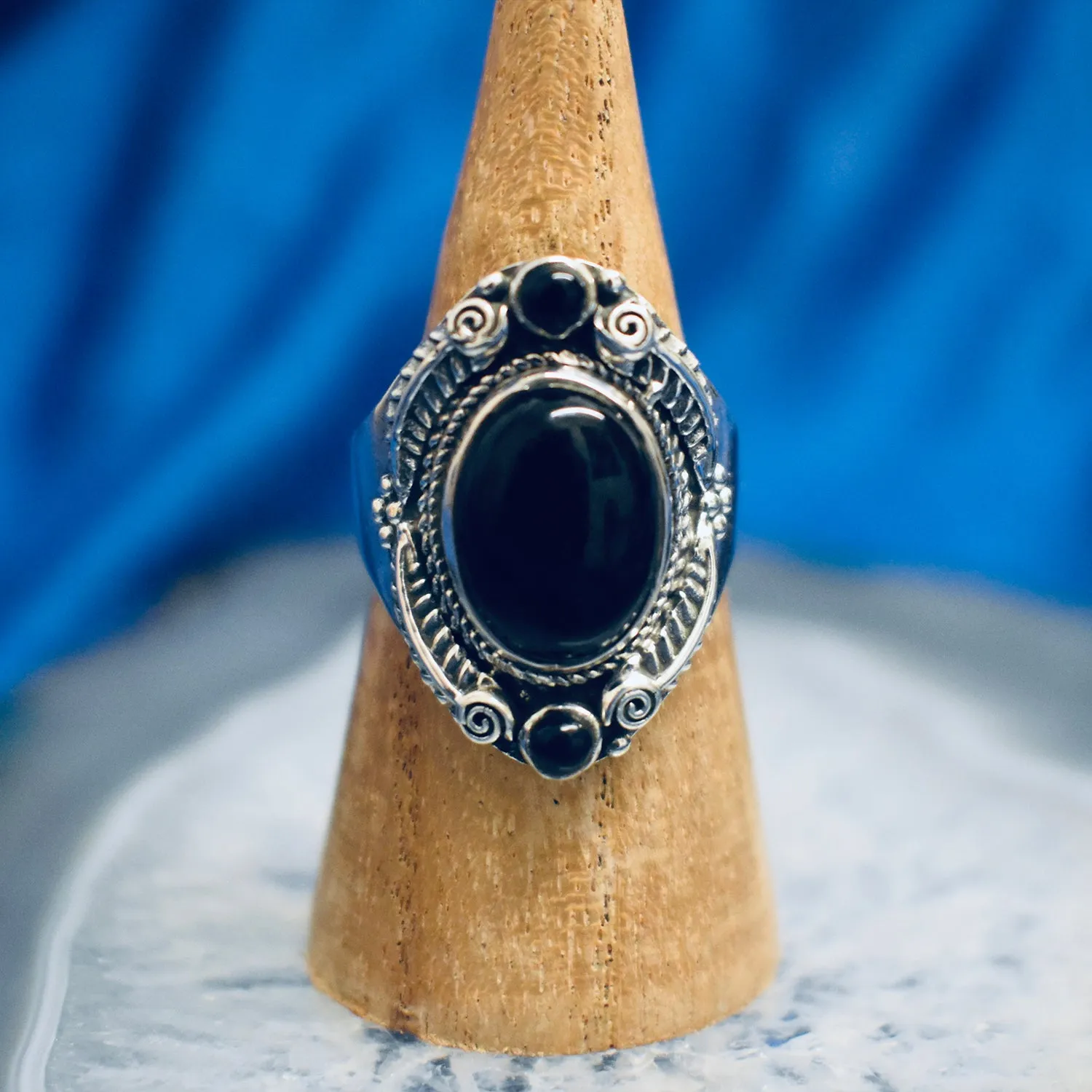 Detailed Onyx Ring (925) Sterling Silver