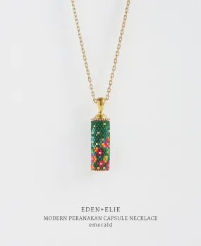 EDEN   ELIE Modern Peranakan capsule pendant necklace - emerald