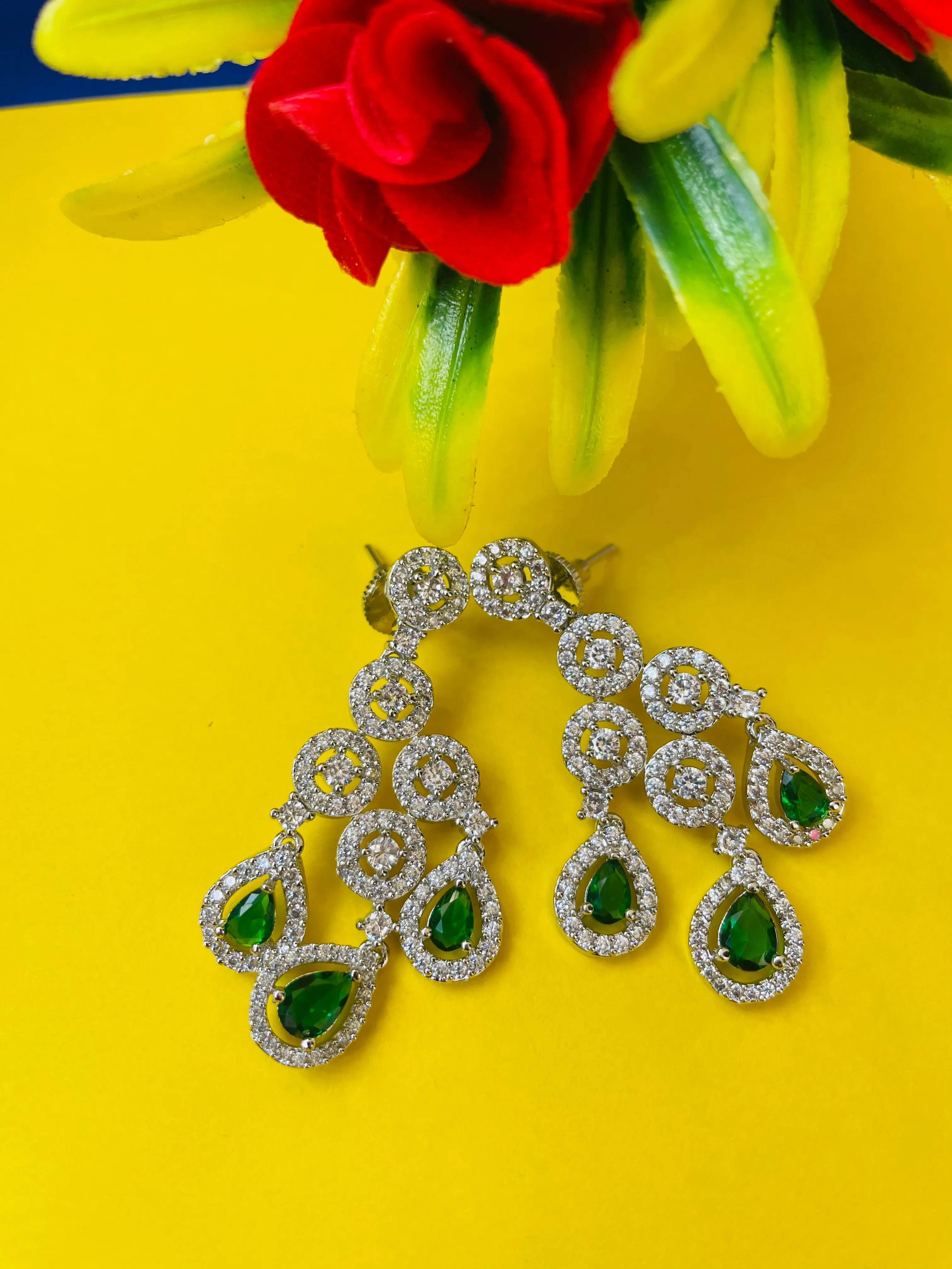 EMERALD GREEN  NECKLACE-Elegance147