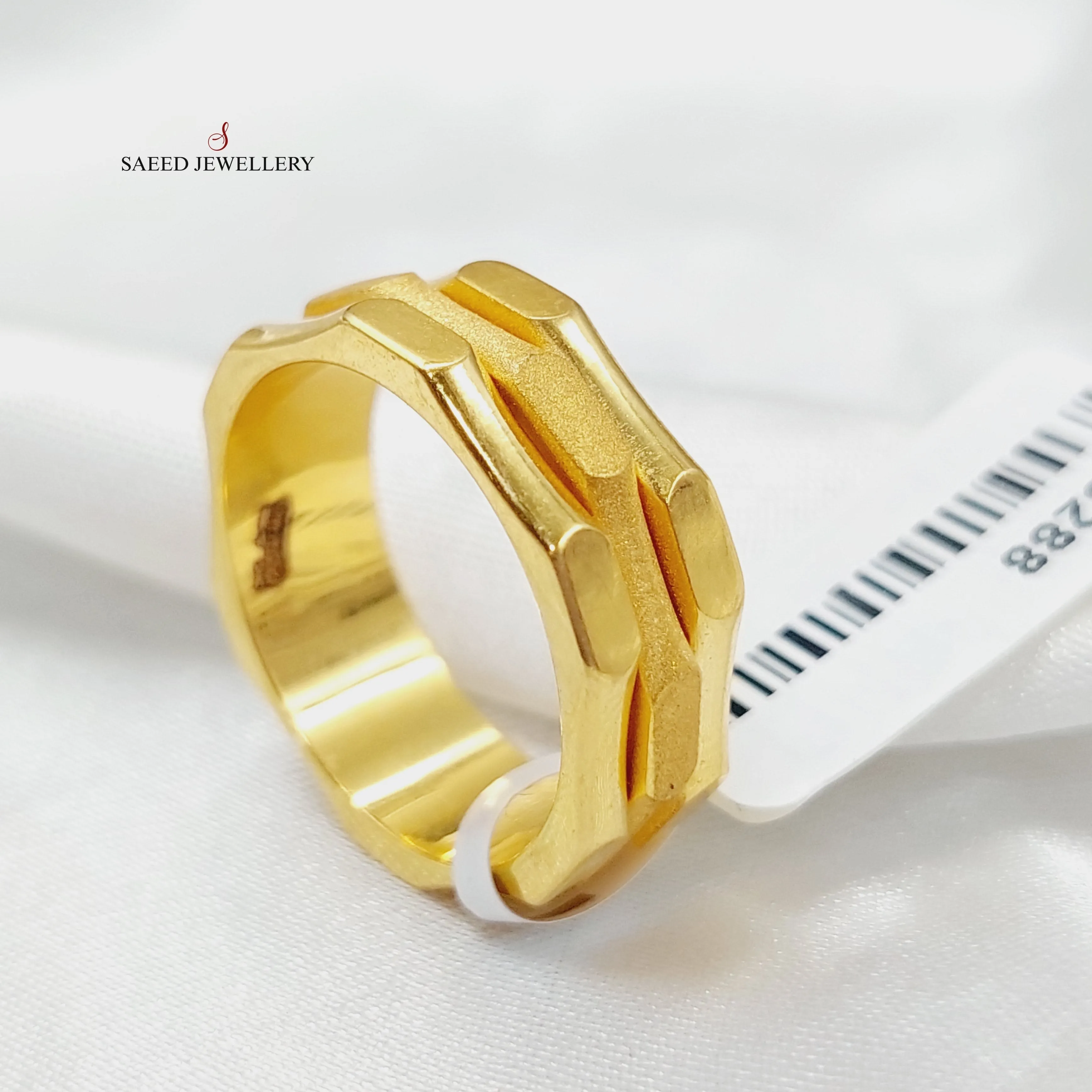 Hexa Wedding Ring