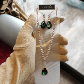 Jewelestia Emerald Radiance Necklace Set