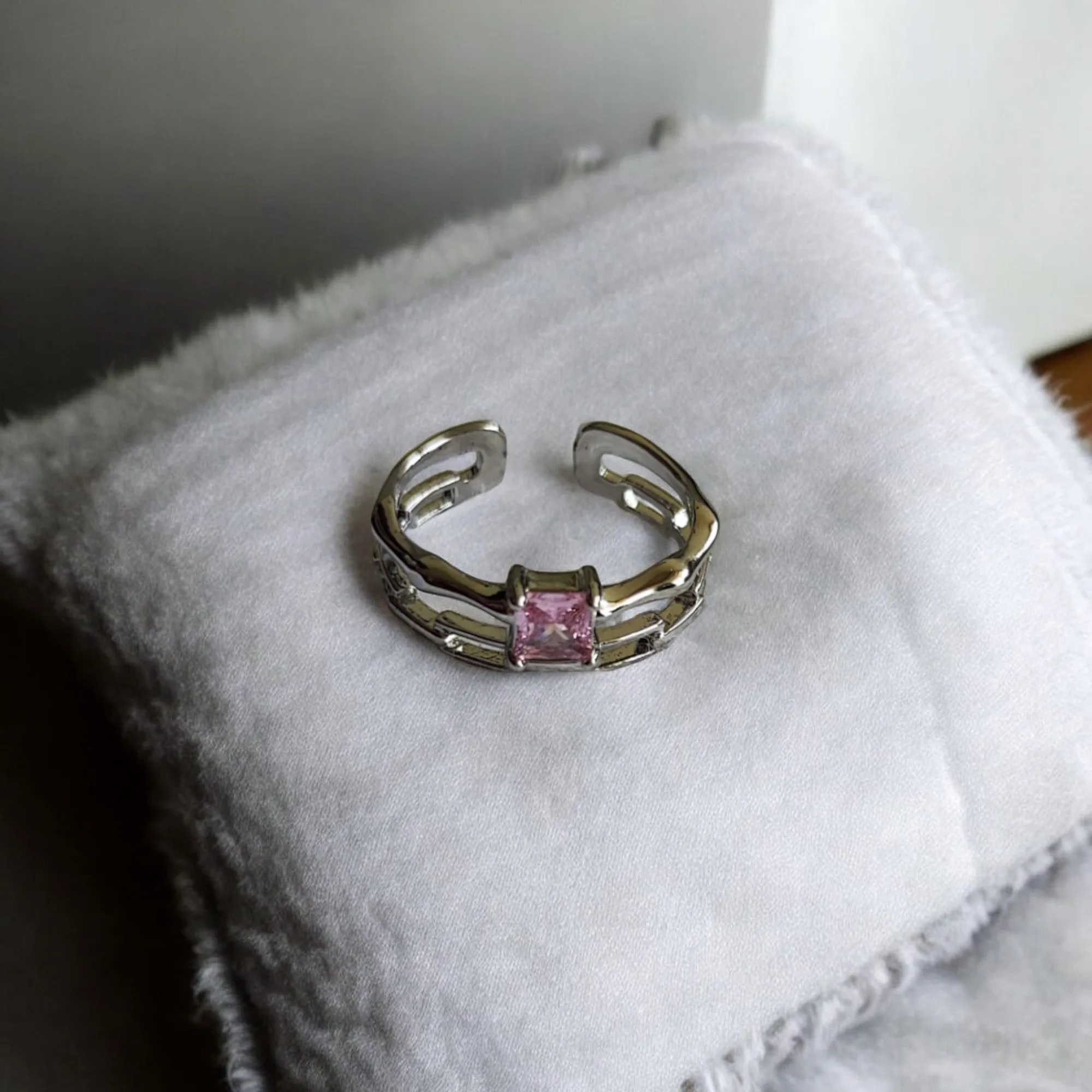 Jewelestia Geometric Charm Ring