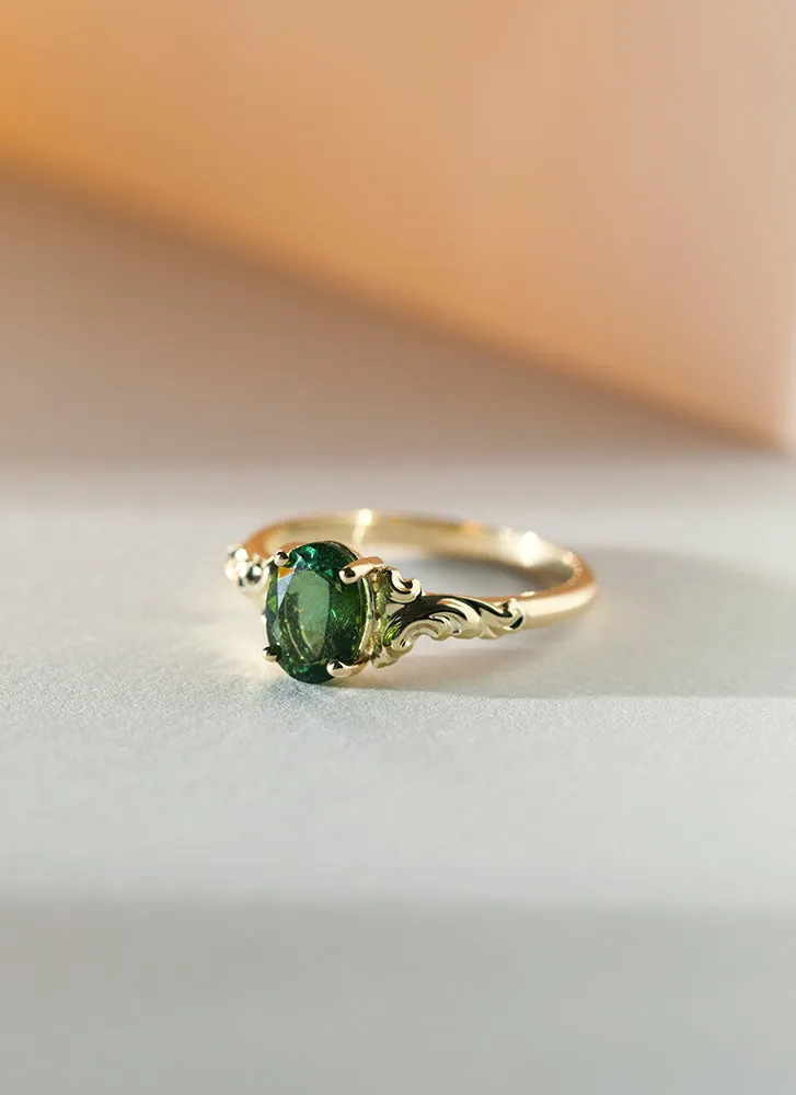 Kunna green tourmaline ring 14k gold