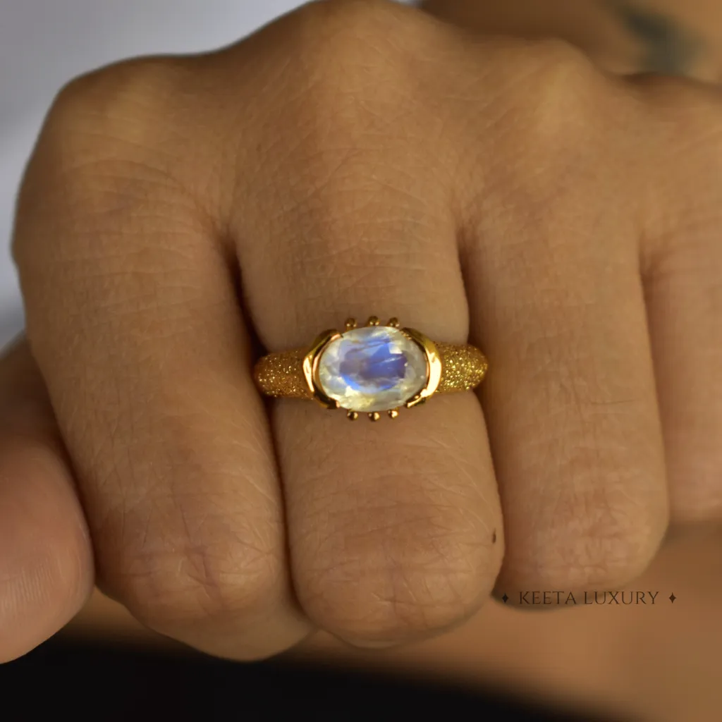 Luminous Texture - Moonstone Ring