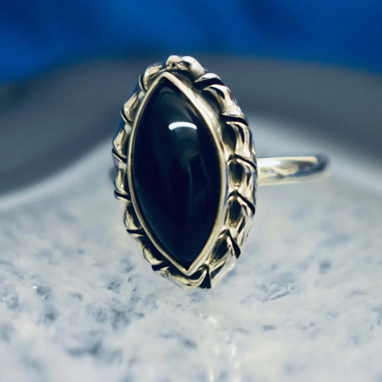 Modern Detailed Onyx Ring (925) Sterling Silver