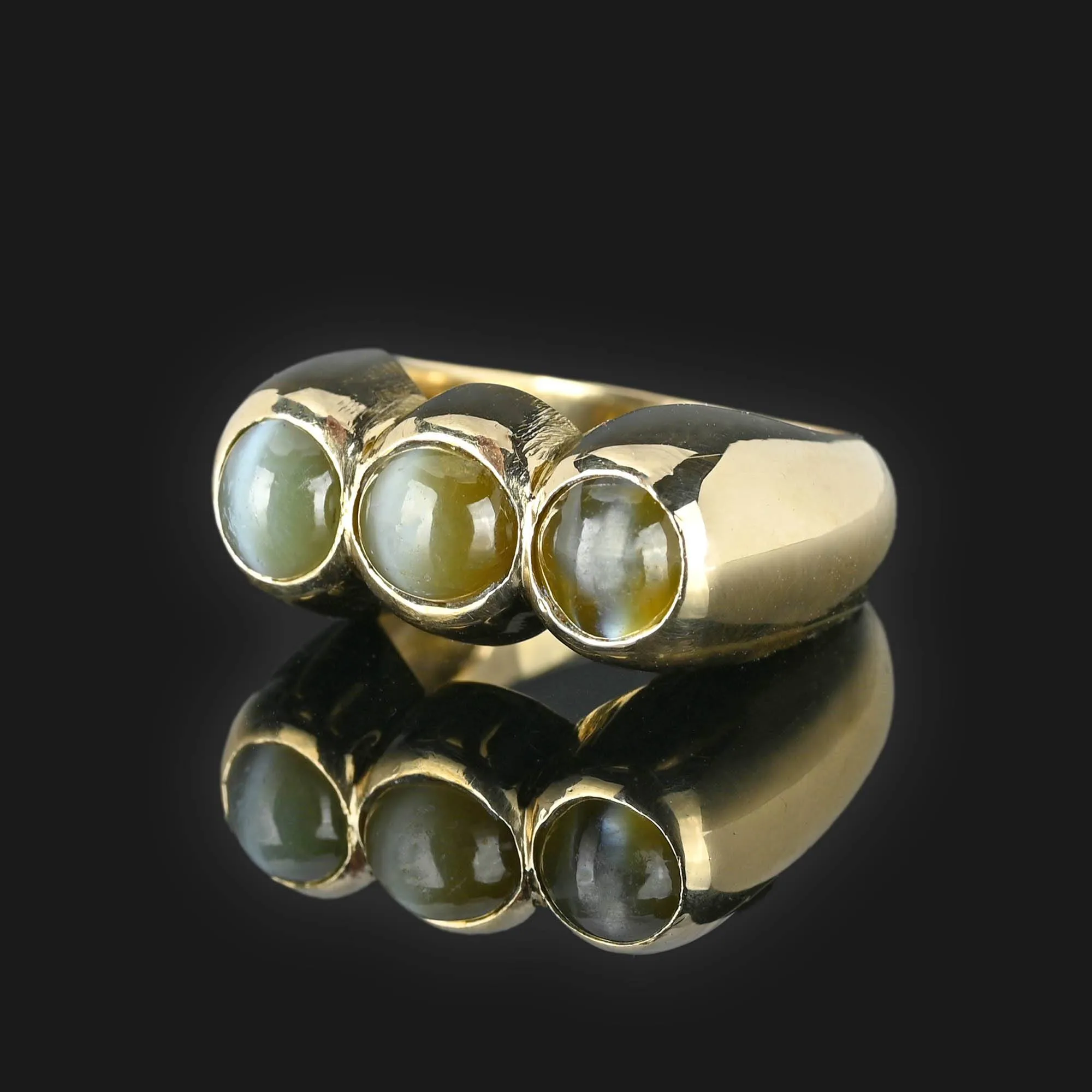 Modernist 14K Gold Cat's Eye Chrysoberyl Ring, 18 Grams