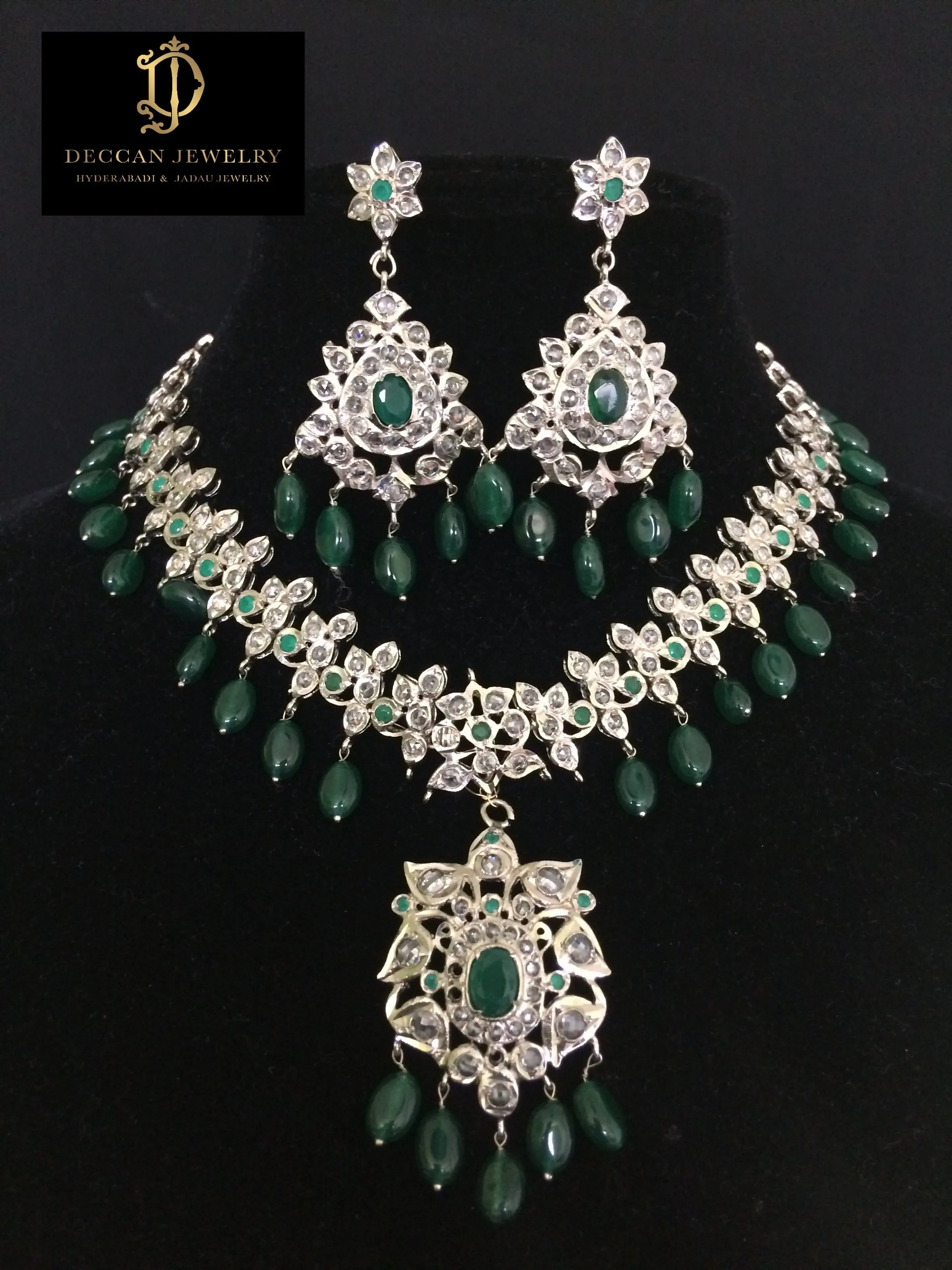 NS127Kavya necklace with earrings in silver plating (SHIPS IN 4 WEEKS )