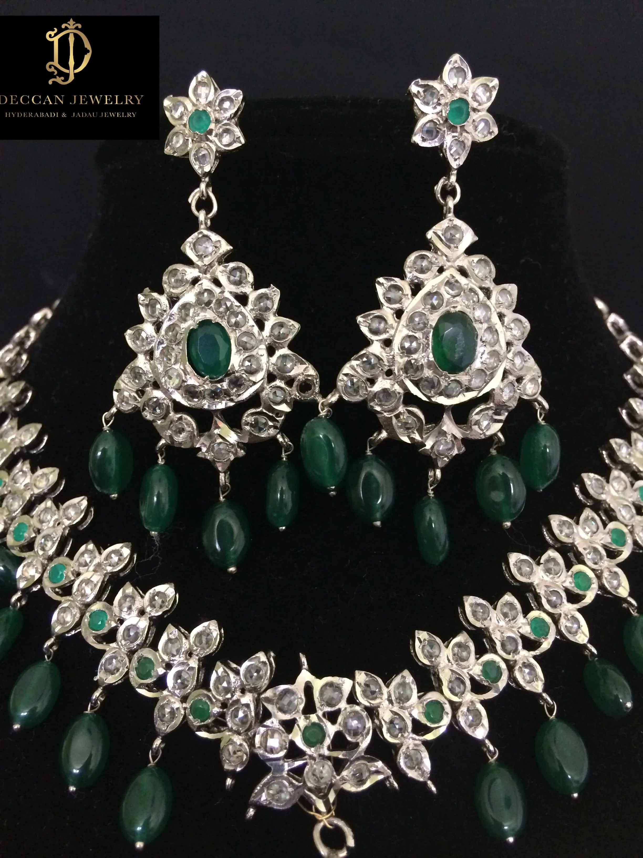 NS127Kavya necklace with earrings in silver plating (SHIPS IN 4 WEEKS )