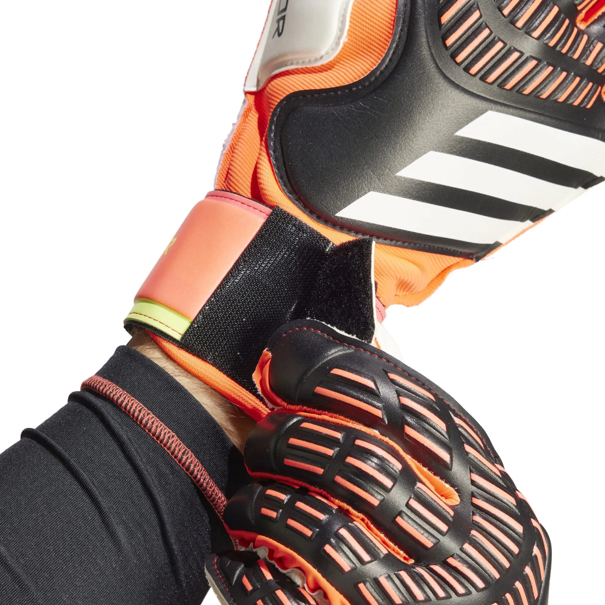 Predator Match Goalkeeper Gloves