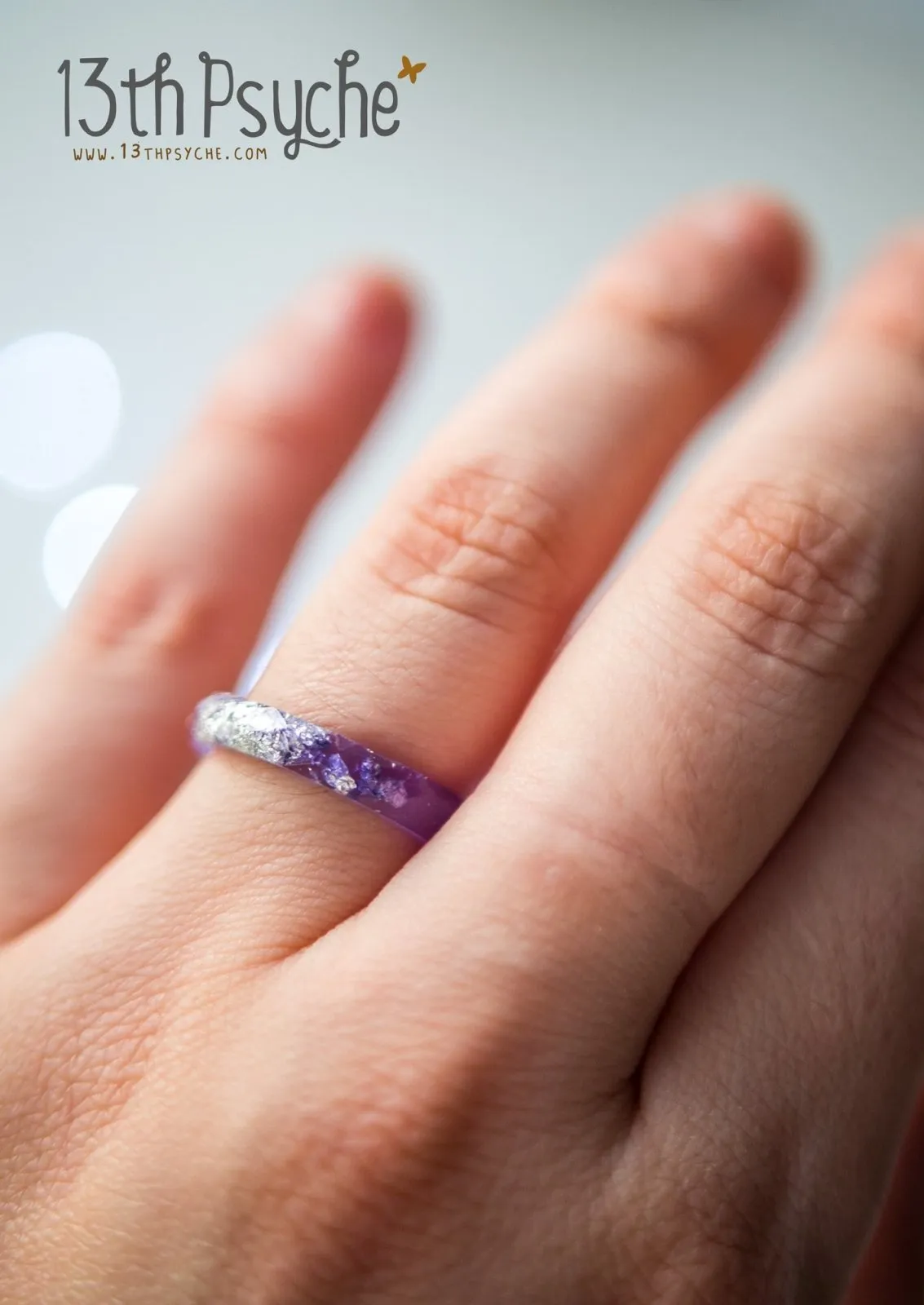 Purple and silver flakes faceted resin ring