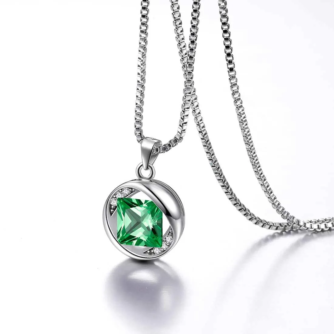 Round Birthstone May Emerald Necklace Pendant Women Girls Jewelry Birthday Gift