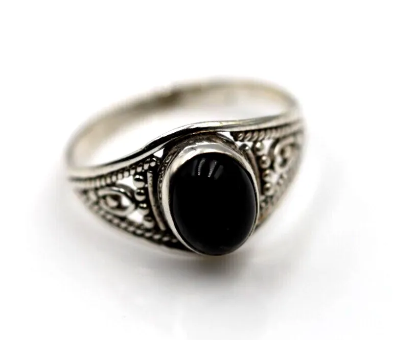 Size Q Genuine Sterling Silver Oval Filigree Black Onyx Ring