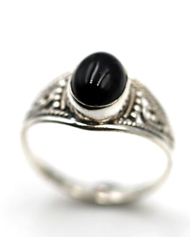 Size Q Genuine Sterling Silver Oval Filigree Black Onyx Ring