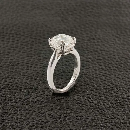 Solitaire Asscher Engagement Ring