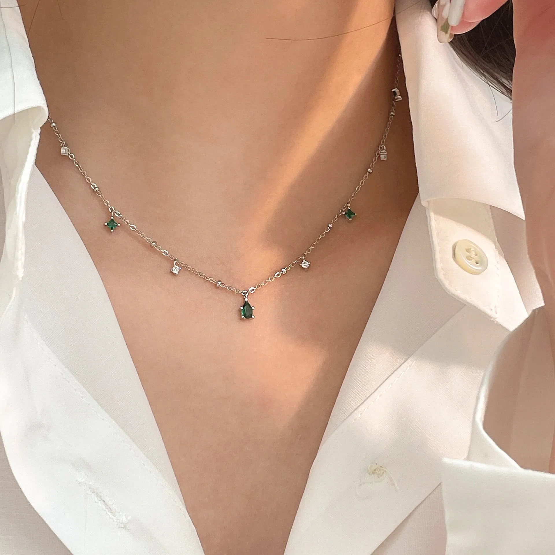 Sterling Silver Necklace with Emerald Green and Clear Crystal Accents – Elegant Minimalist Jewelry jltn0529