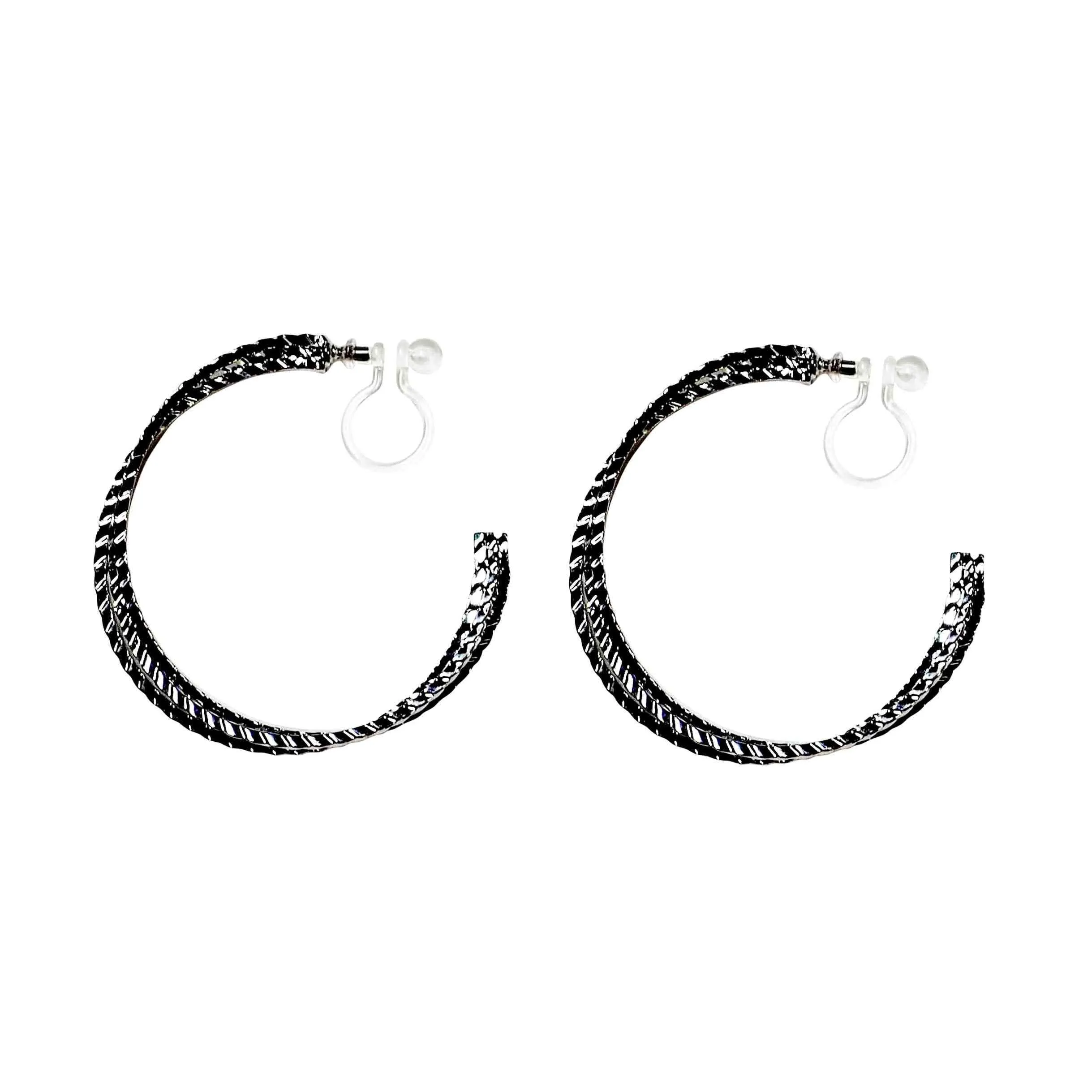 Textured Triple Hoop Hoop Invisible Clip On Hoop Earrings (Gold/Silver)