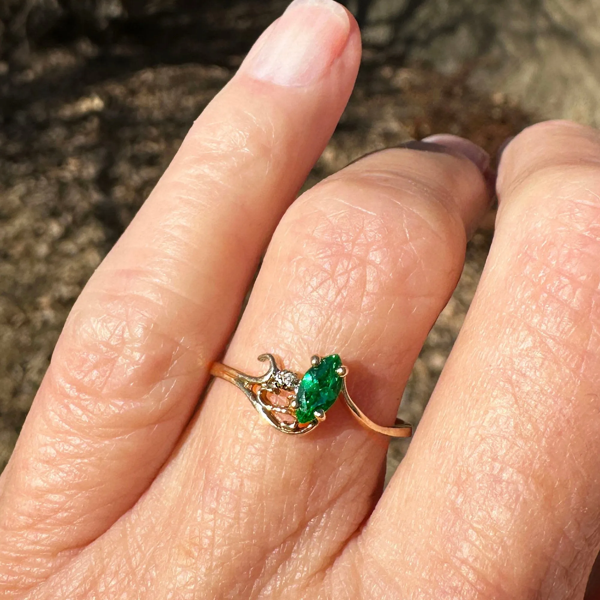 Vintage 10K Gold Bypass Diamond Marquise Emerald Ring