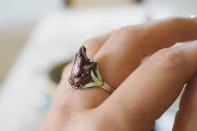 Vintage Enamel Frog Ring